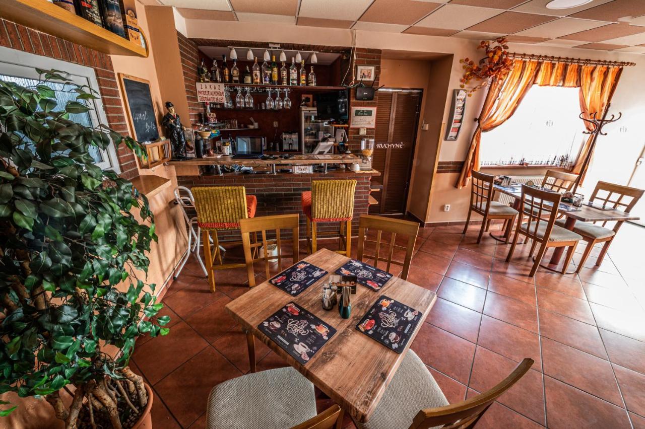Penzion U Tulaka Dobřichovice Extérieur photo