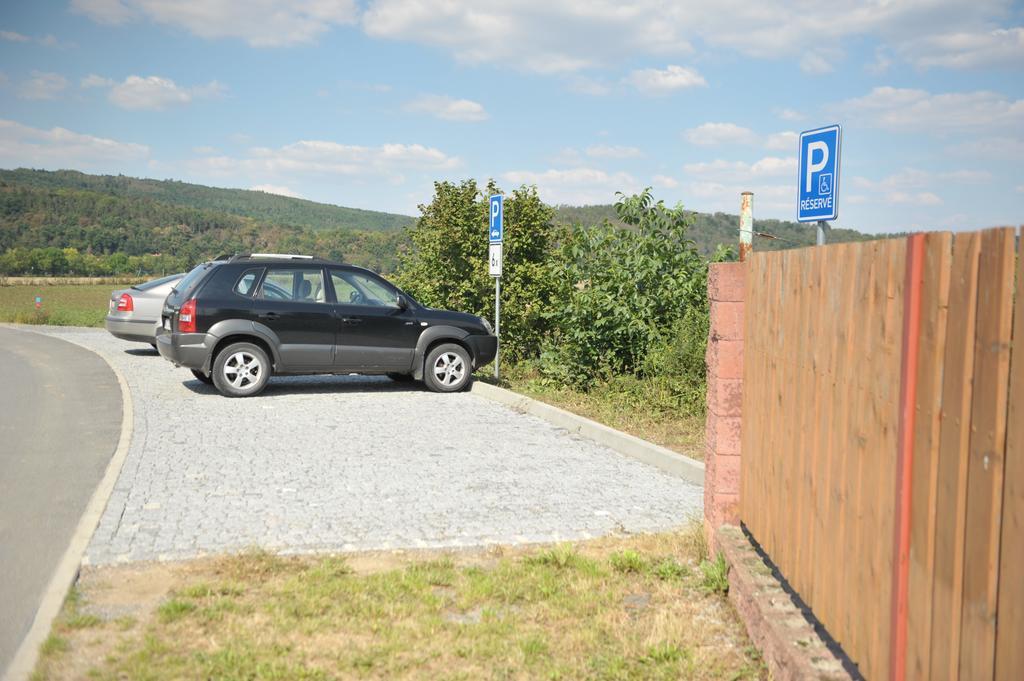 Penzion U Tulaka Dobřichovice Extérieur photo